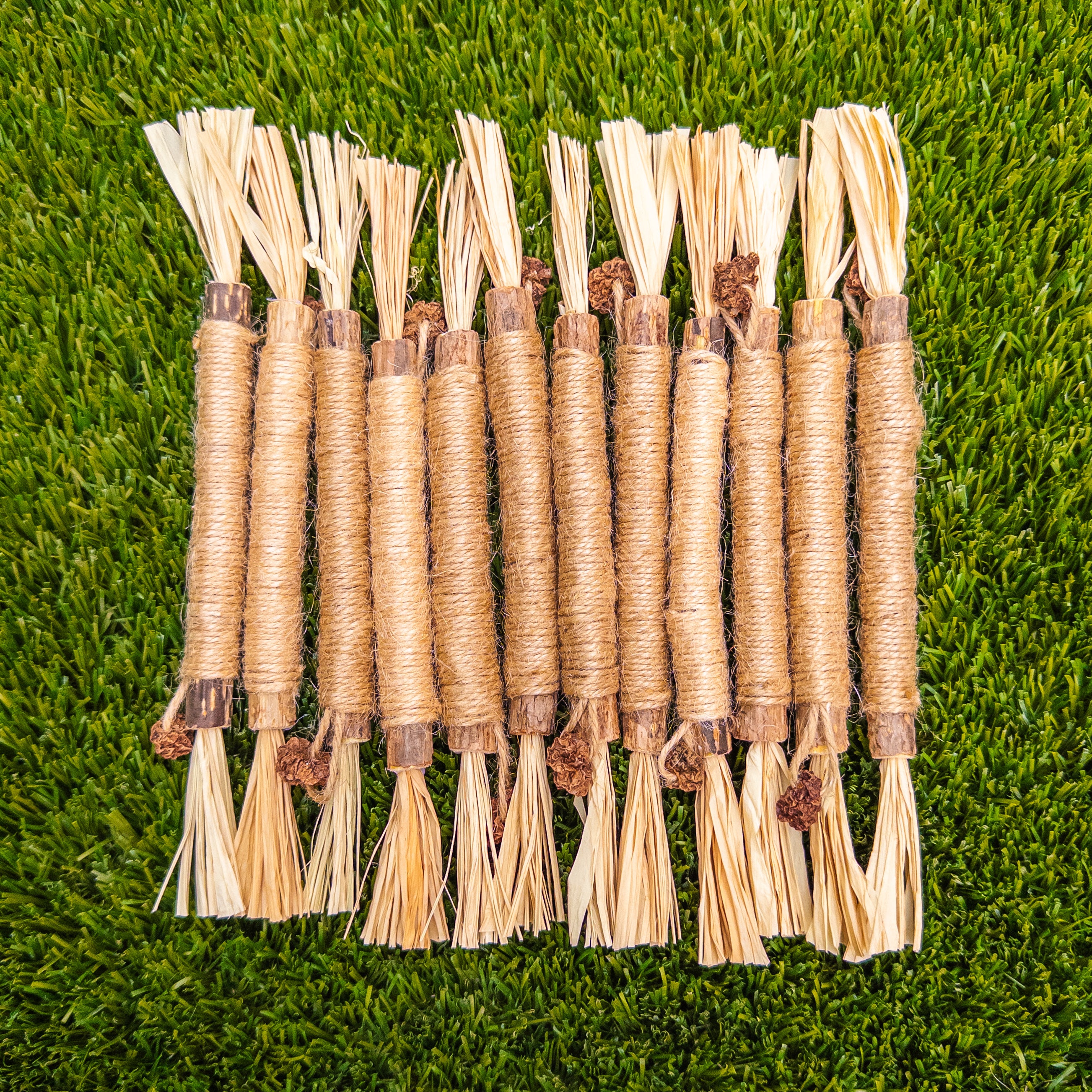 Natural Silvervine Sticks