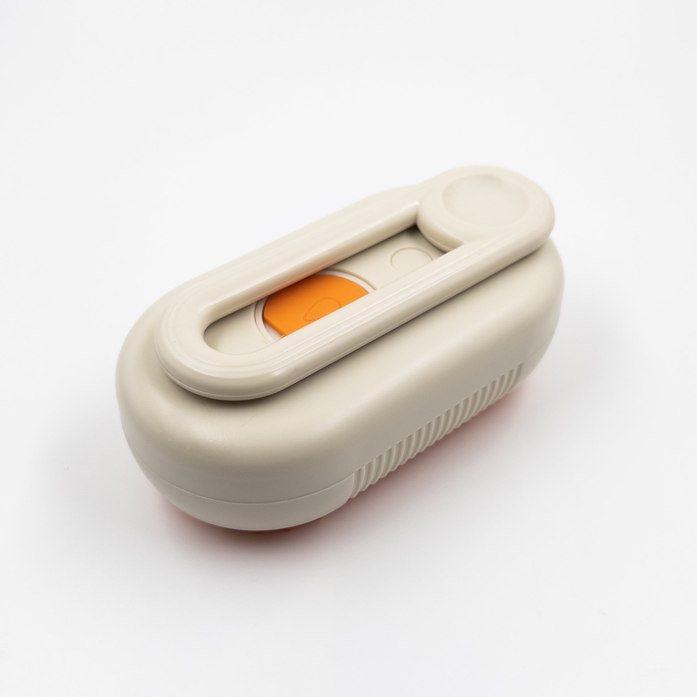 Spa Mist Grooming Brush